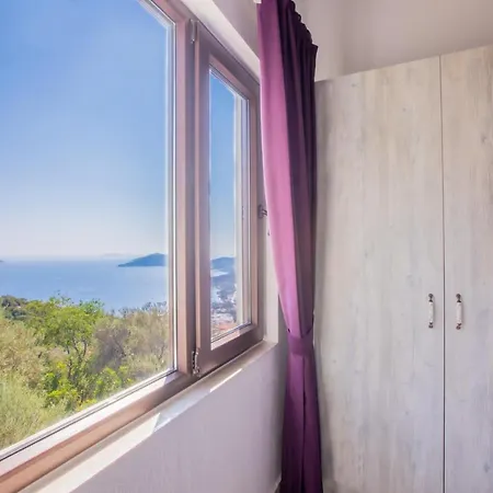 Da Deniz Manzarali Belinay Kas
